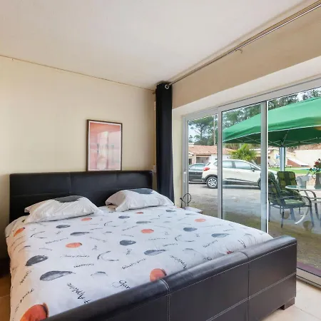 Vakantiehuis Cosy In With Swimming Pool